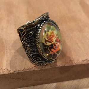ModCloth Metal engraved Victorian broach Ring